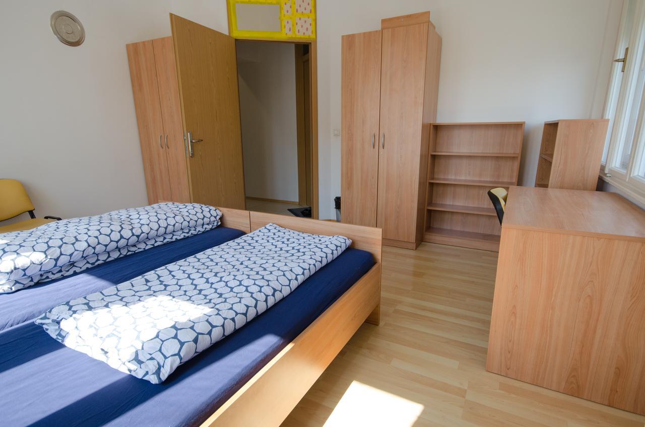 Glinska Rooms Ljubljana Eksteriør bilde