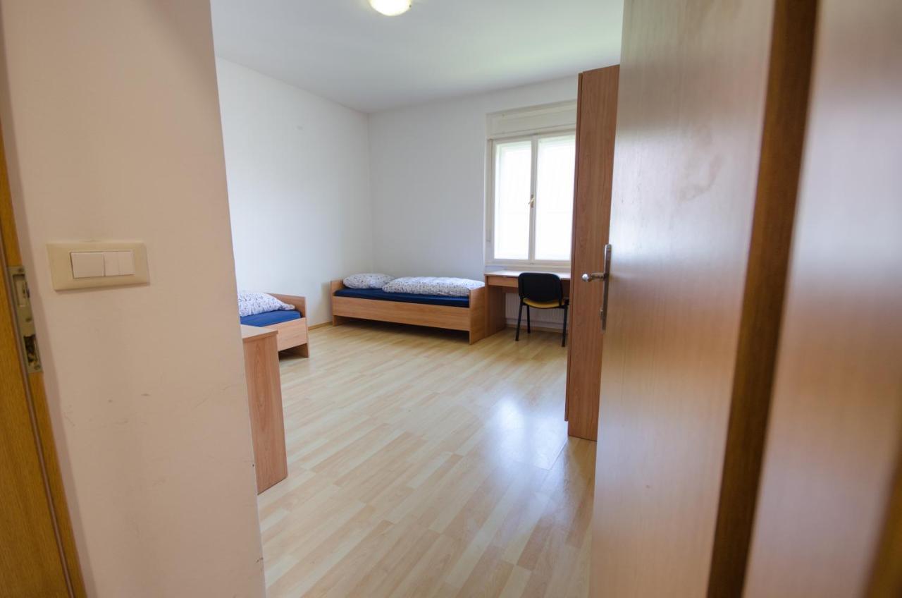 Glinska Rooms Ljubljana Eksteriør bilde